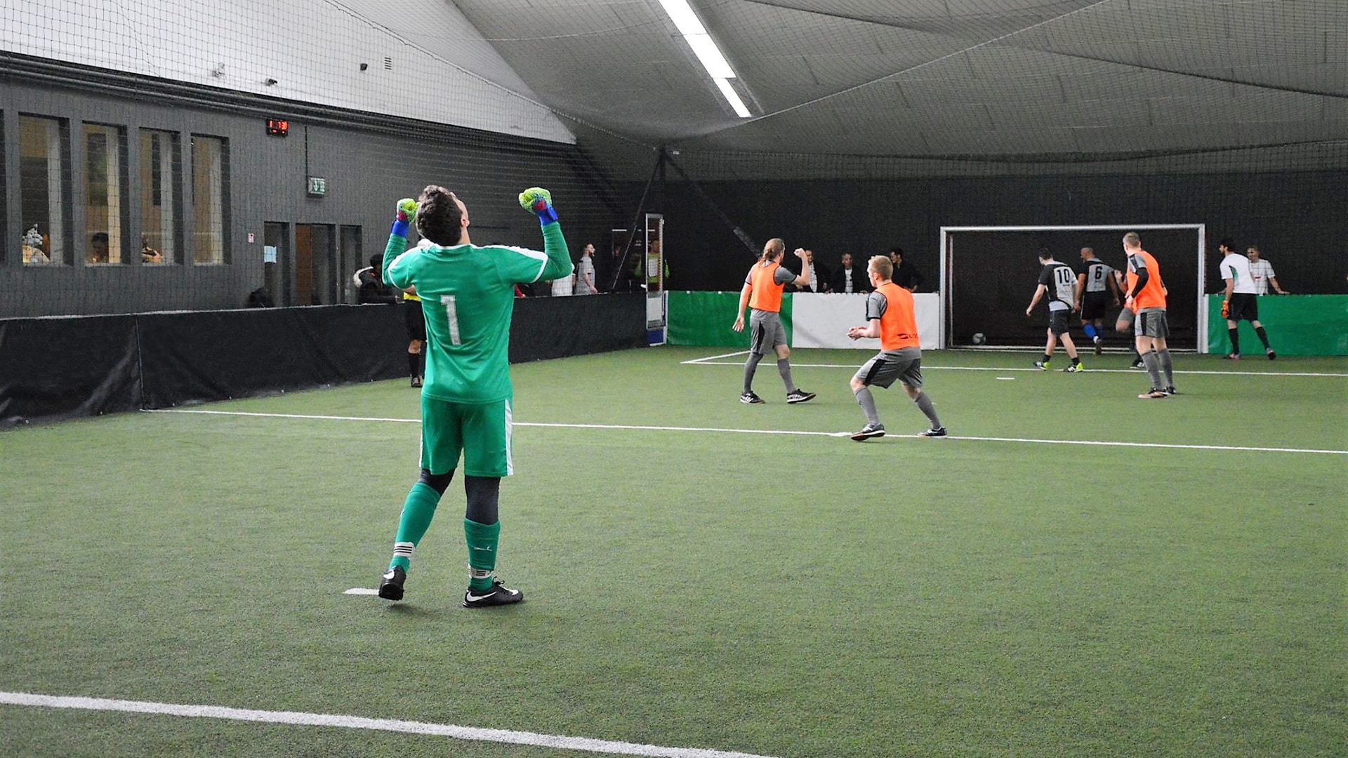 INDOOR SOCCER in der SOCCARENA Mangfalltal spielen