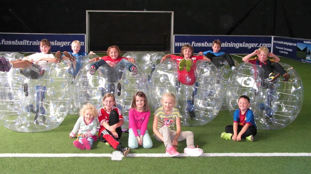 Kindergeburtstag mit Bubble Soccer